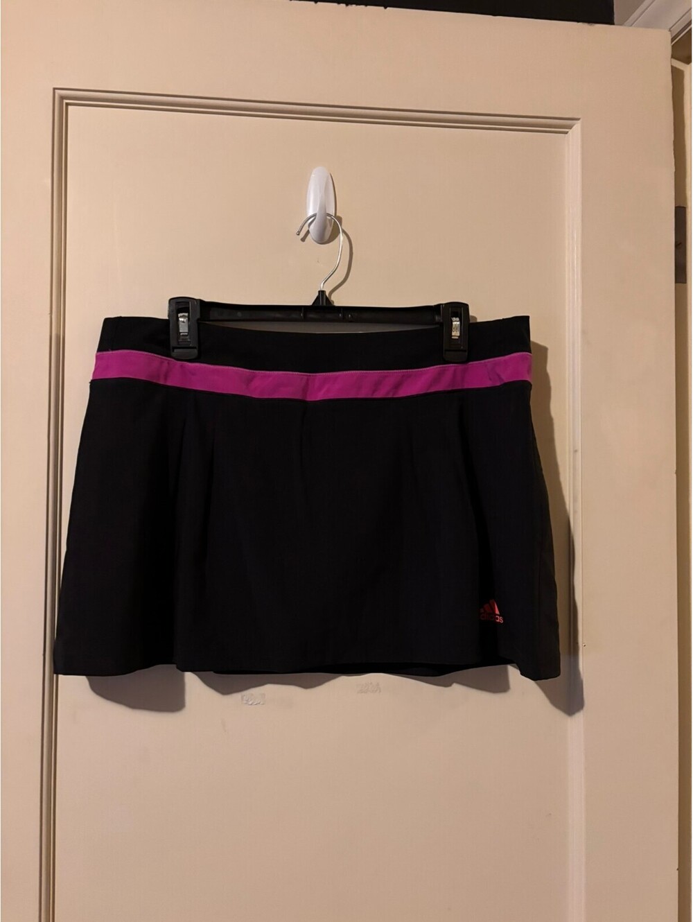 Adidas black athletic skort with pink waistband Large